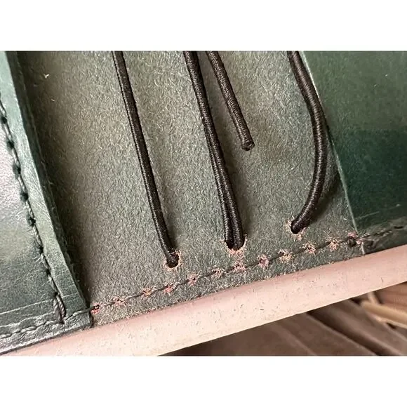 Chic Sparrow Austen Cascade Folio Leather Cover Keep Going Growing Forest Green - Picture 12 of 12